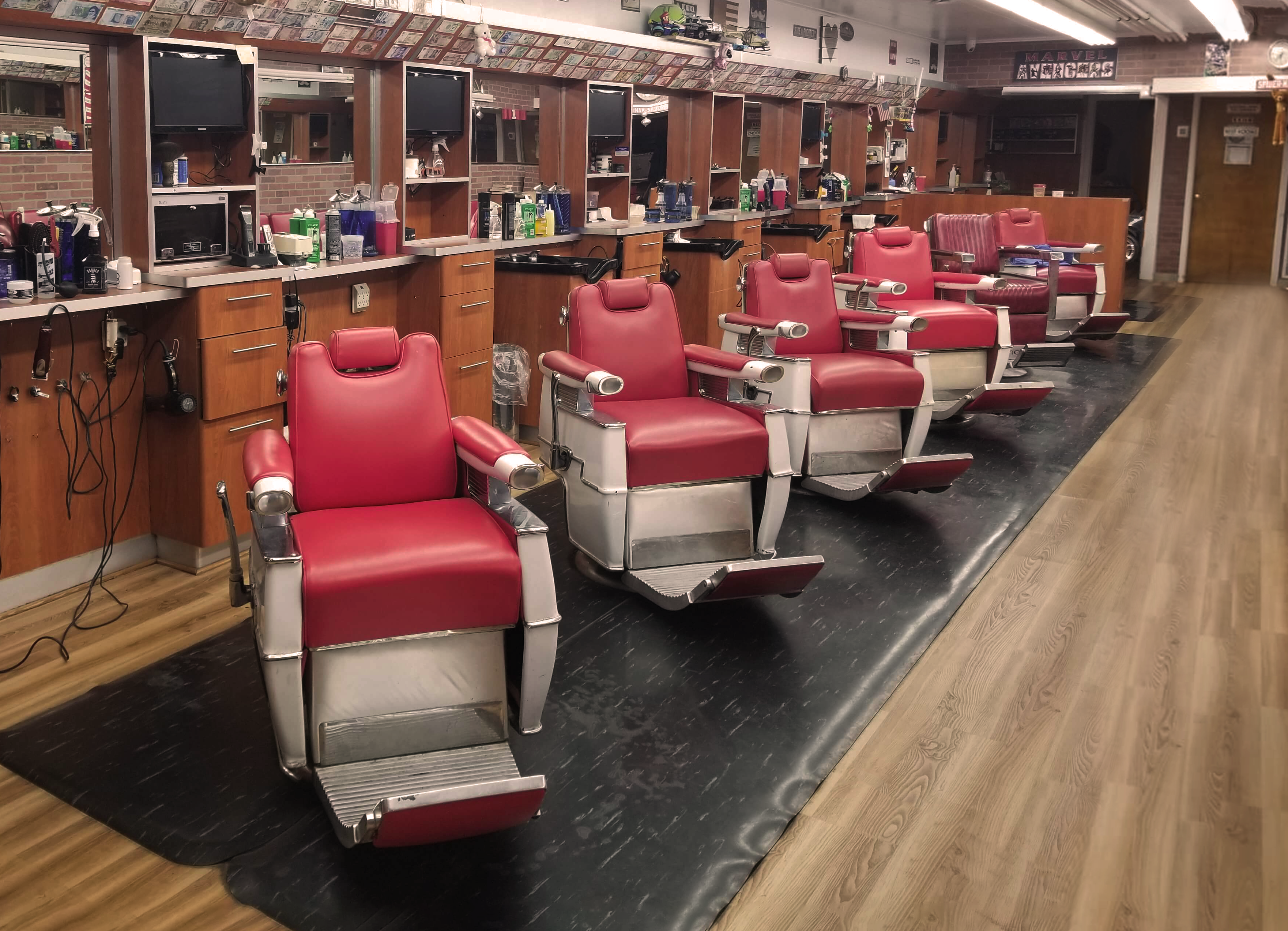 Decorative Barber Shop Image